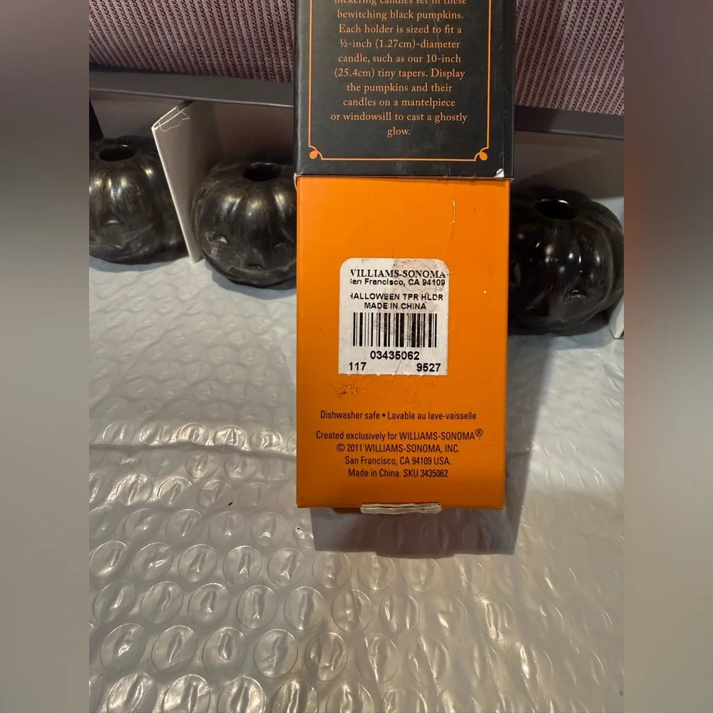 New Williams Sonoma Tiny Pumpkin Taper Holders, Shiny Black, S/4, 2011